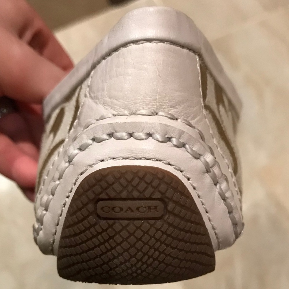 Coach Women’s Vinnette Flats - Picture 3 of 7